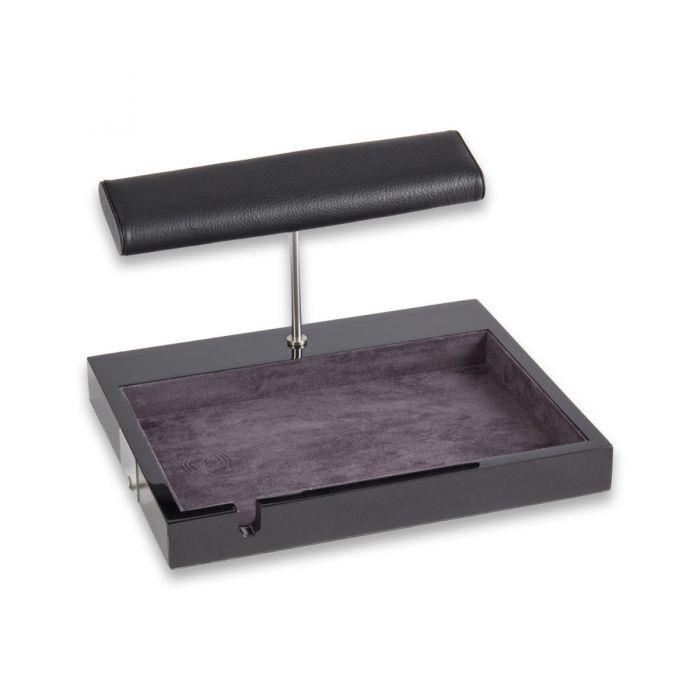 Laurence Valet with Wireless Charger